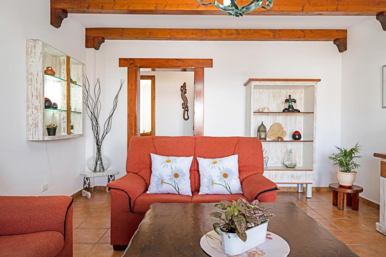 La Casona Villa Tias Luaran gambar