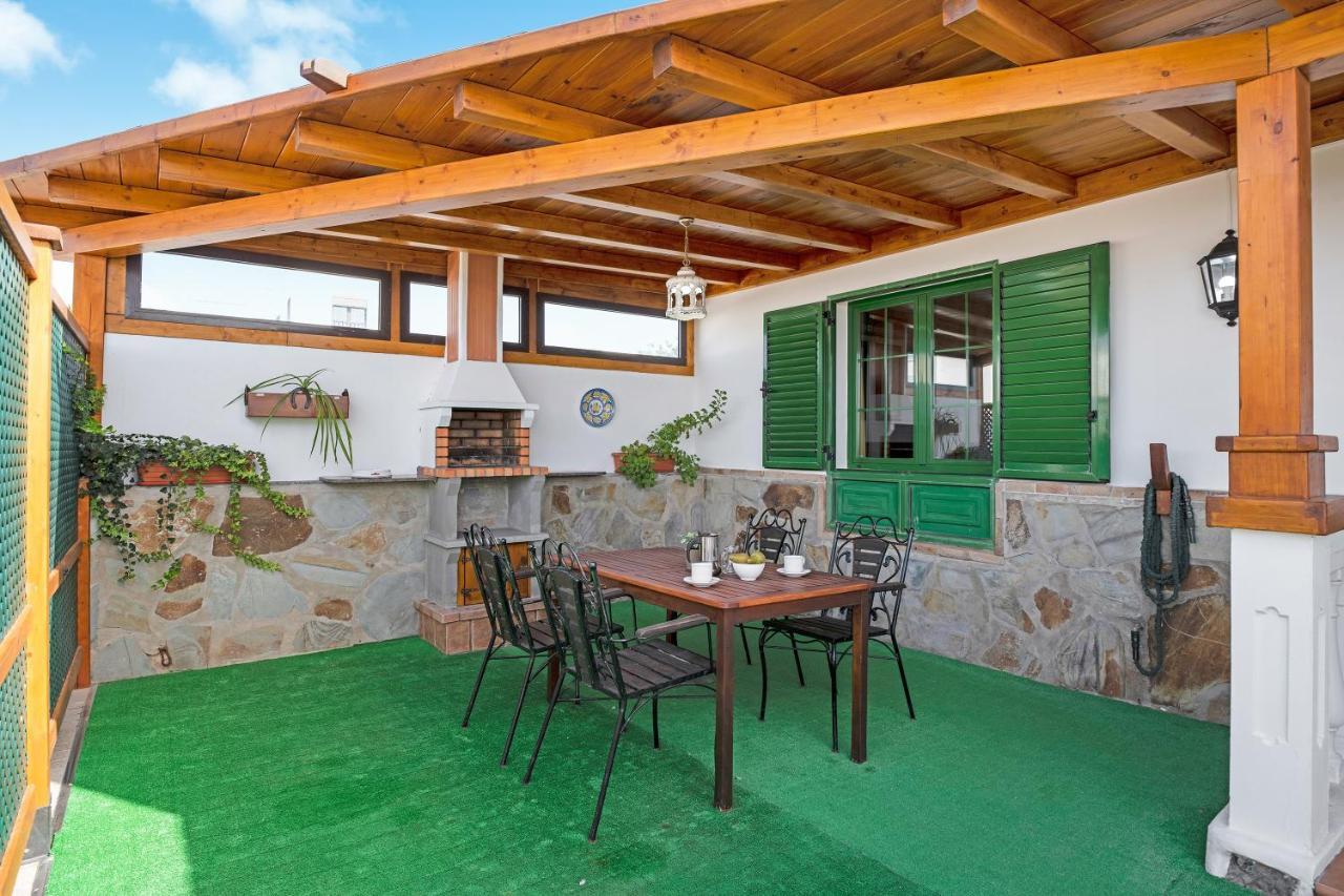 La Casona Villa Tias Luaran gambar