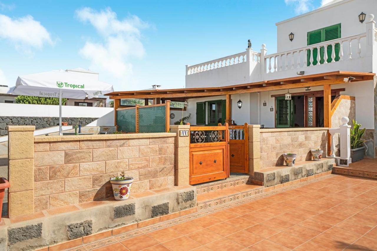 La Casona Villa Tias Luaran gambar