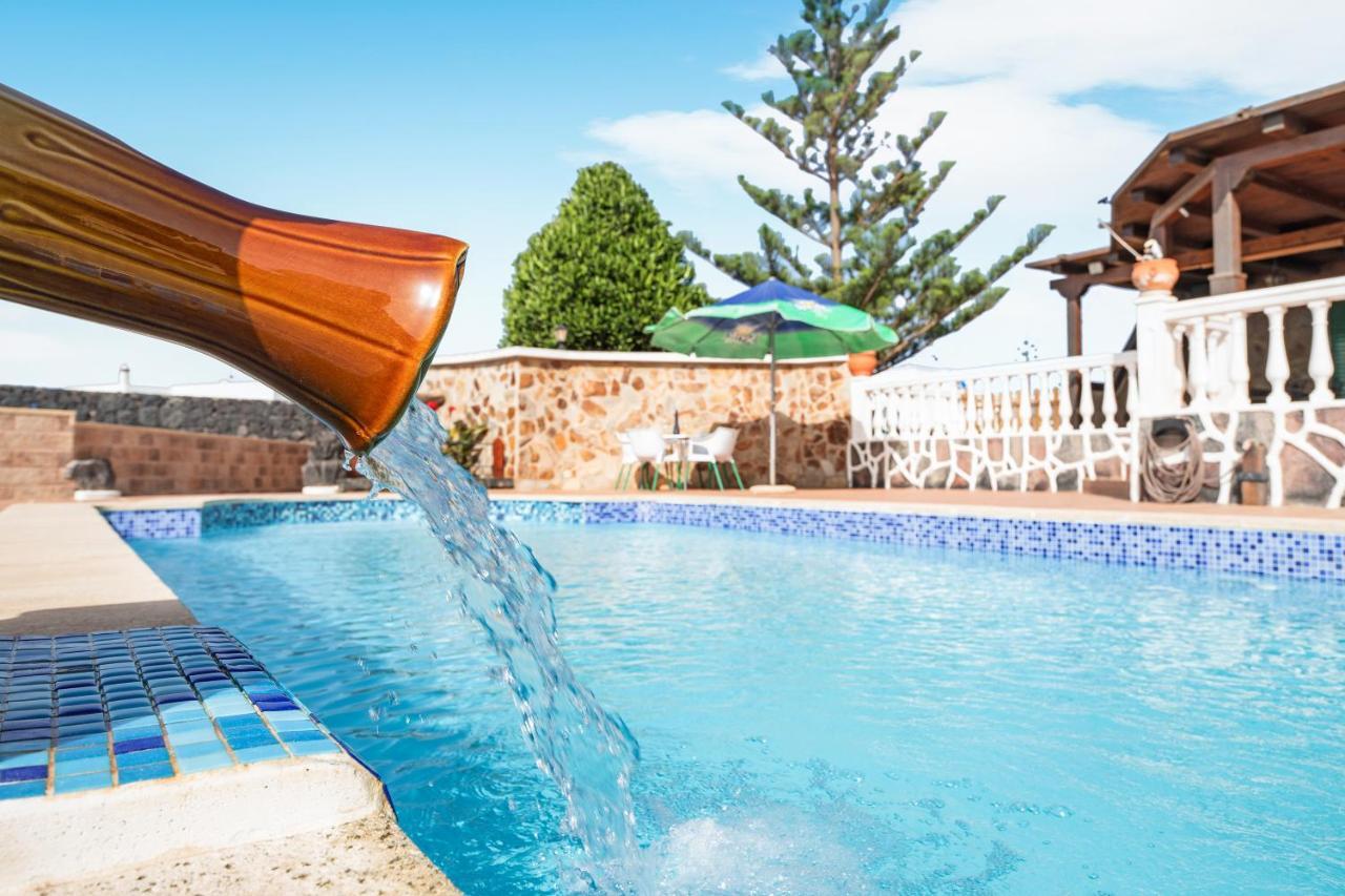 La Casona Villa Tias Luaran gambar